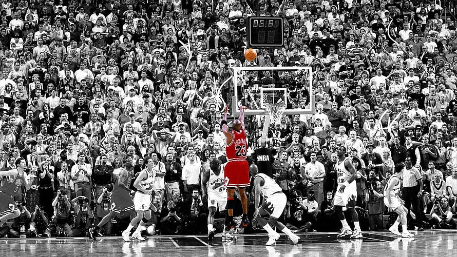 Michael Jordan Chicago Bulls Iconic NBA Game Action Shot HD wallpaper