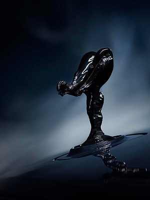 Rolls Royce Spirit of Ecstasy Hood Ornament in Dramatic Dark Water Sculpture HD phone wallpaper