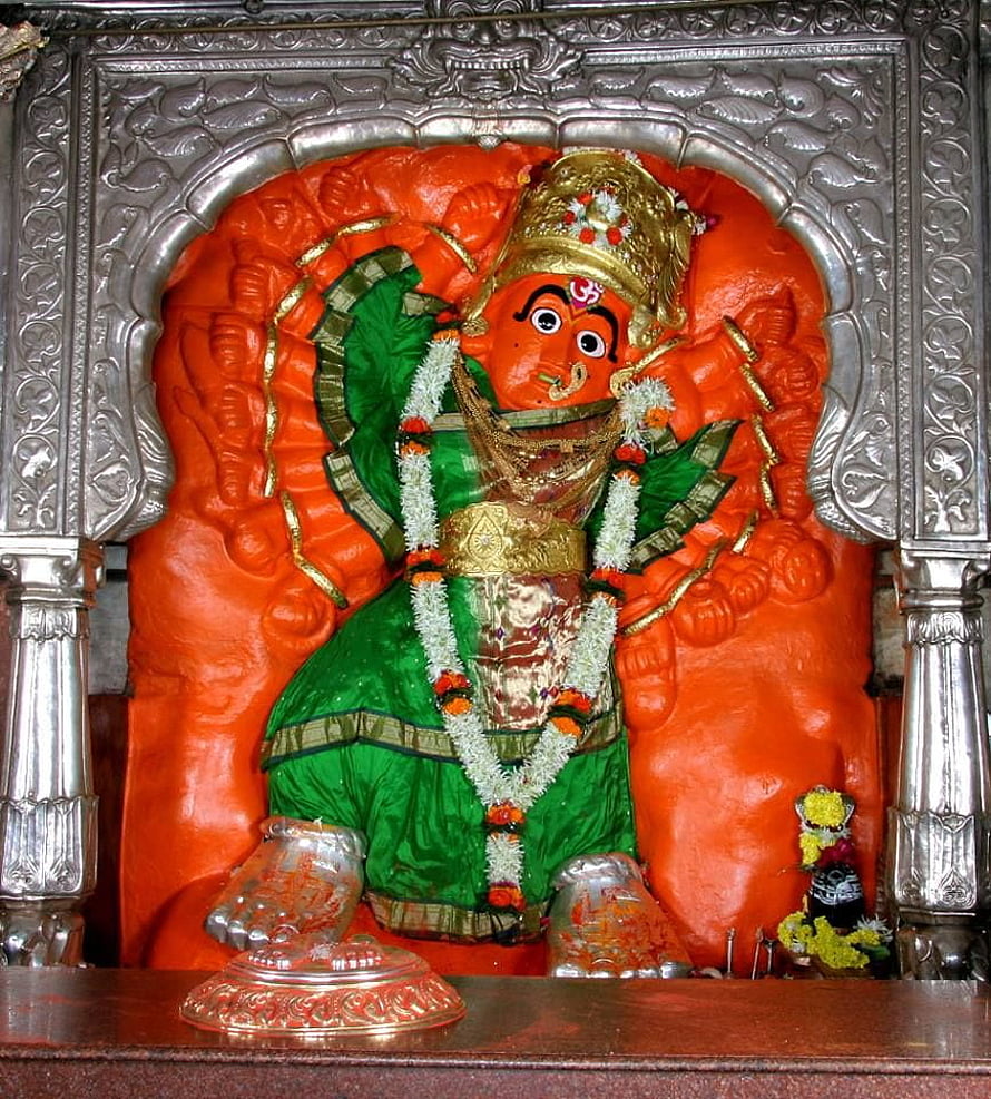 Saptashrungi Maa Temple Deity in Green Attire with Silver Ornate Frame HD phone wallpaper