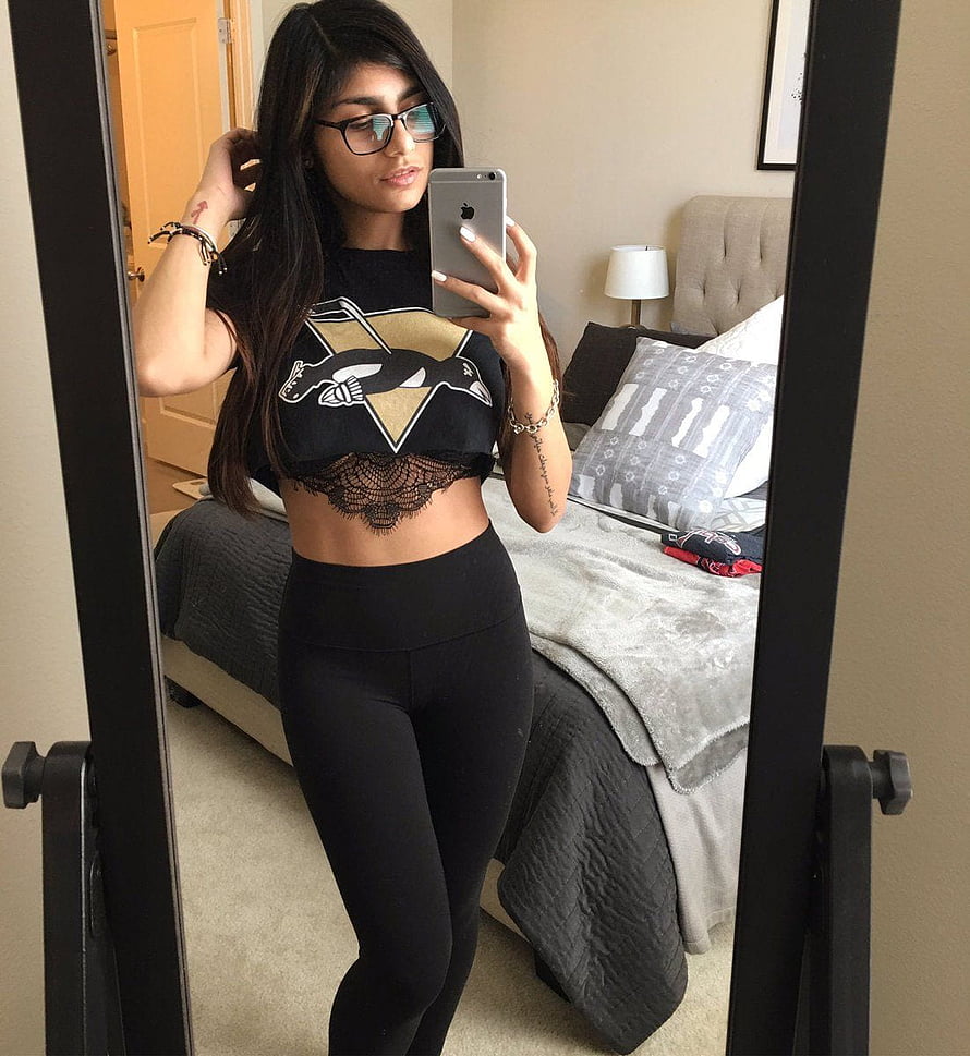Mia Khalifa Mirror Selfie in Black Lace Crop Top and High-Waisted Leggings HD phone wallpaper