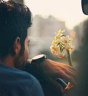 Man Gazing At Daffodils In Car During Golden Hour, Sad Pic Of Boy In Love: Best Broken Heart – Diamond, sad boy full screen HD phone wallpaper