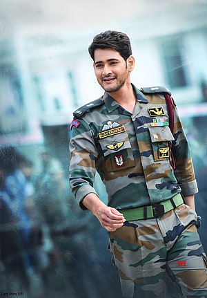 Mahesh Babu in Military Camouflage Uniform for Sarileru Neekevvaru Film HD phone wallpaper