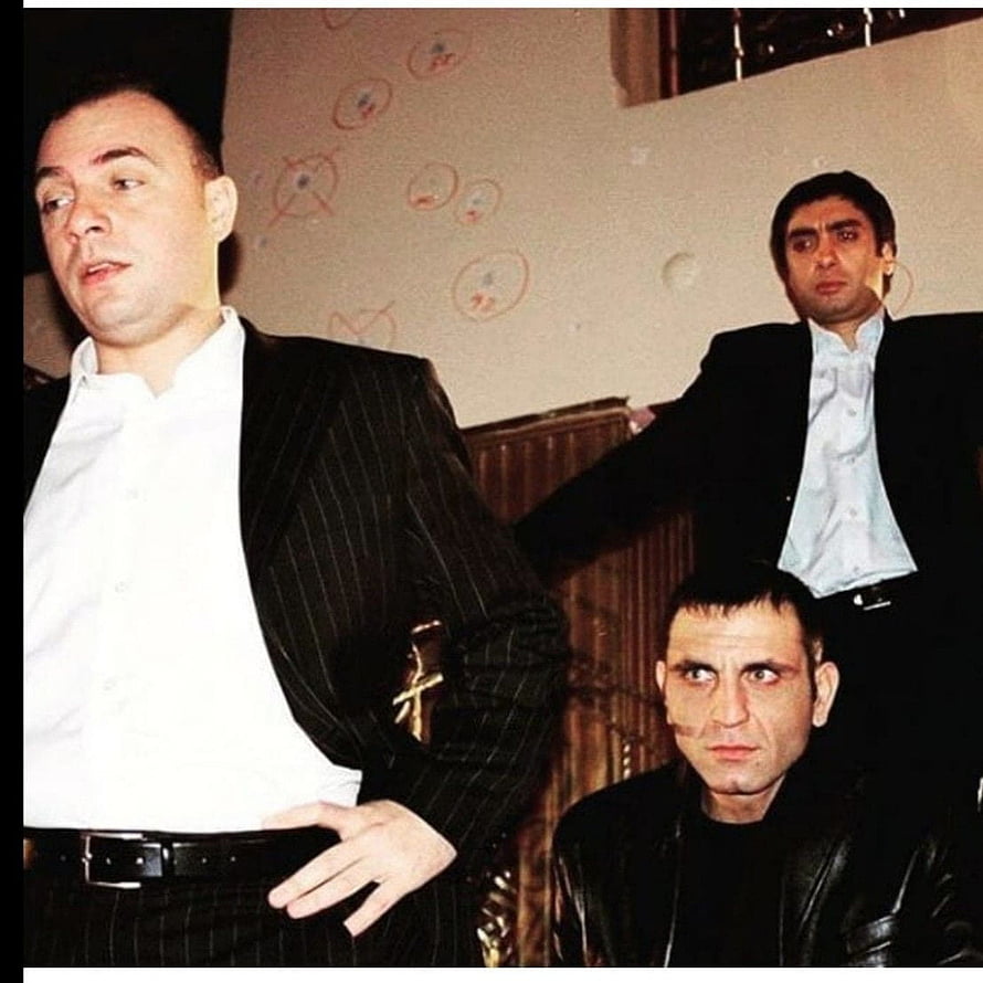 Kurtlar Vadisi Polat Alemdar and Suleyman Cakir in formal suits HD phone wallpaper