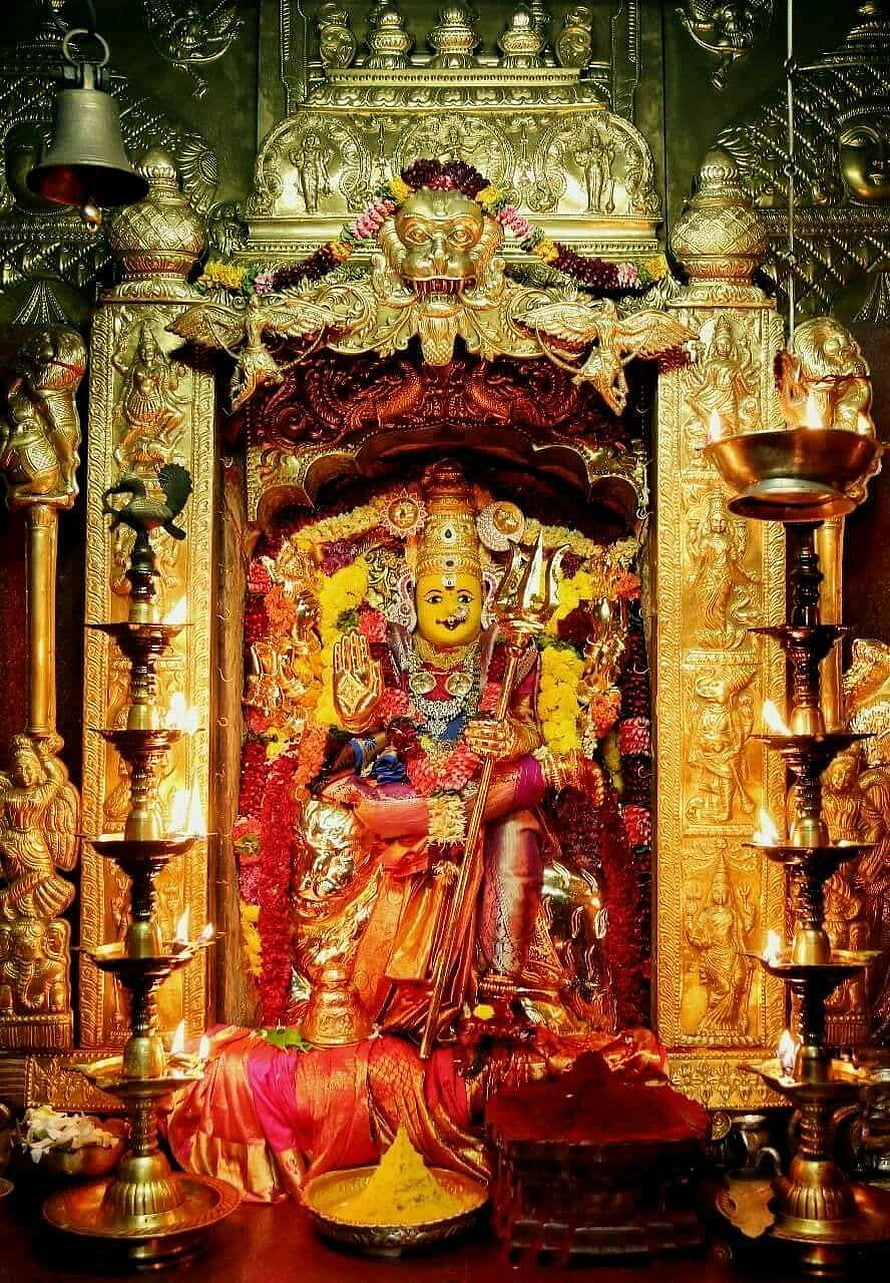 Kanak Durga Temple Deity Adorned in Gold and Marigold Garlands HD phone wallpaper