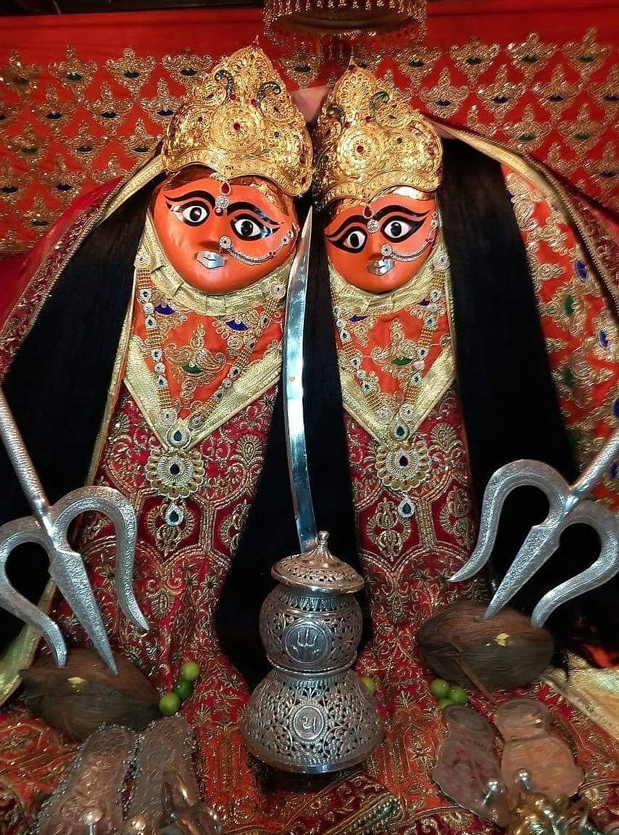 Chamunda Maa Temple Deity with Trishul and Silver Vessel on Red Embroidered Cloth HD phone wallpaper