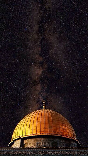 Dome of the Rock in Jerusalem Under the Milky Way Night Sky HD phone wallpaper