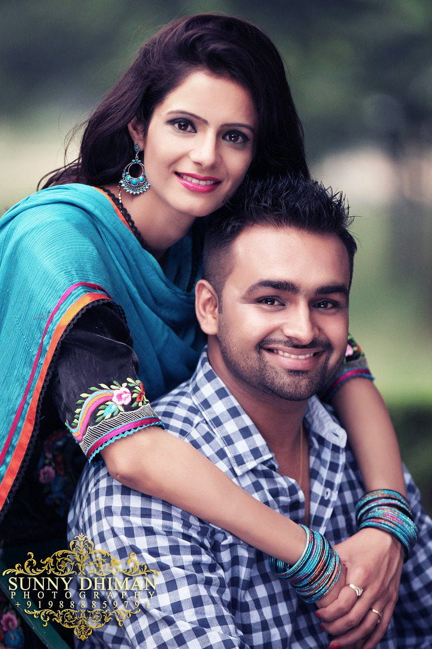 Indian Pre-Wedding Couple Portrait in Traditional Attire HD phone wallpaper