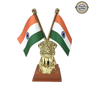 Golden Ashoka Pillar Lion Capital Desk Ornament with Two Indian National Flags on Wooden Base HD phone wallpaper