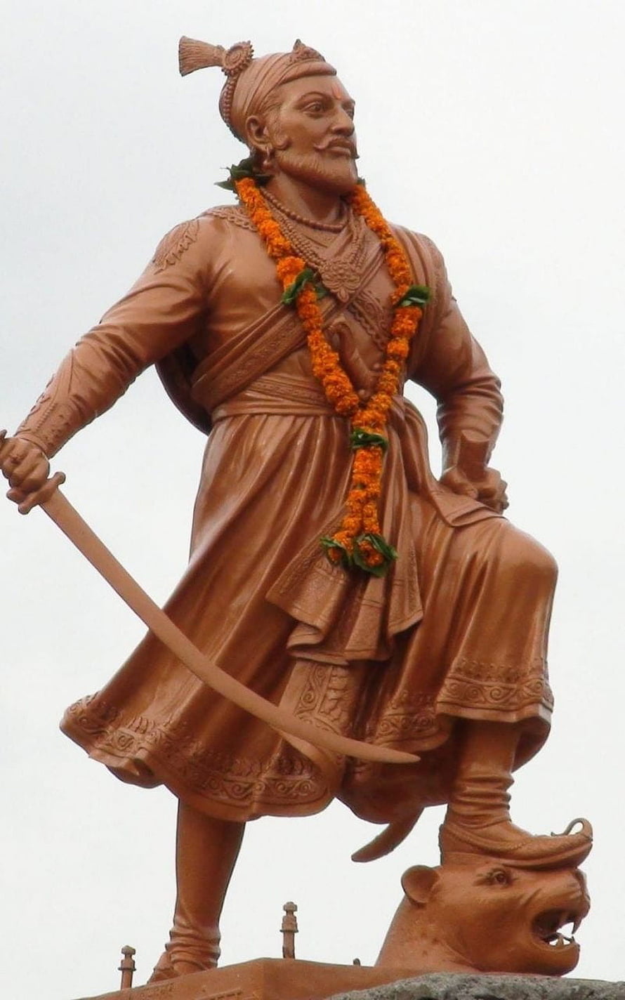 Sambhaji Maharaj Bronze Statue Holding Sword and Marigold Garland HD phone wallpaper