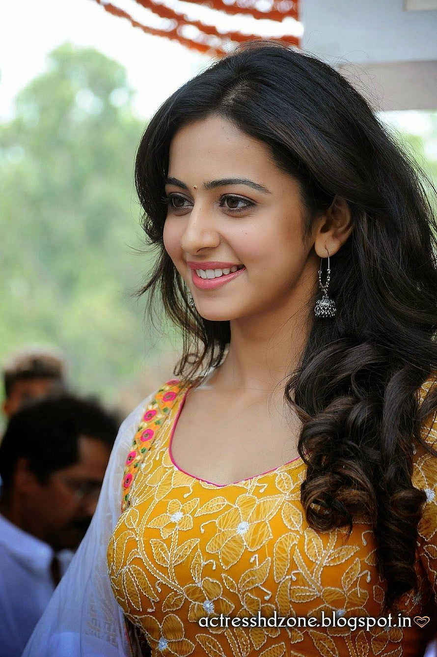 Samantha in Traditional Yellow Embroidered Outfit with Long Wavy Hair HD phone wallpaper