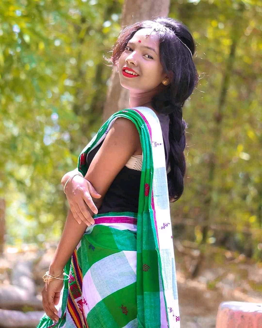 Santali Woman in Traditional Green and White Panchi Saree in a Forest HD phone wallpaper