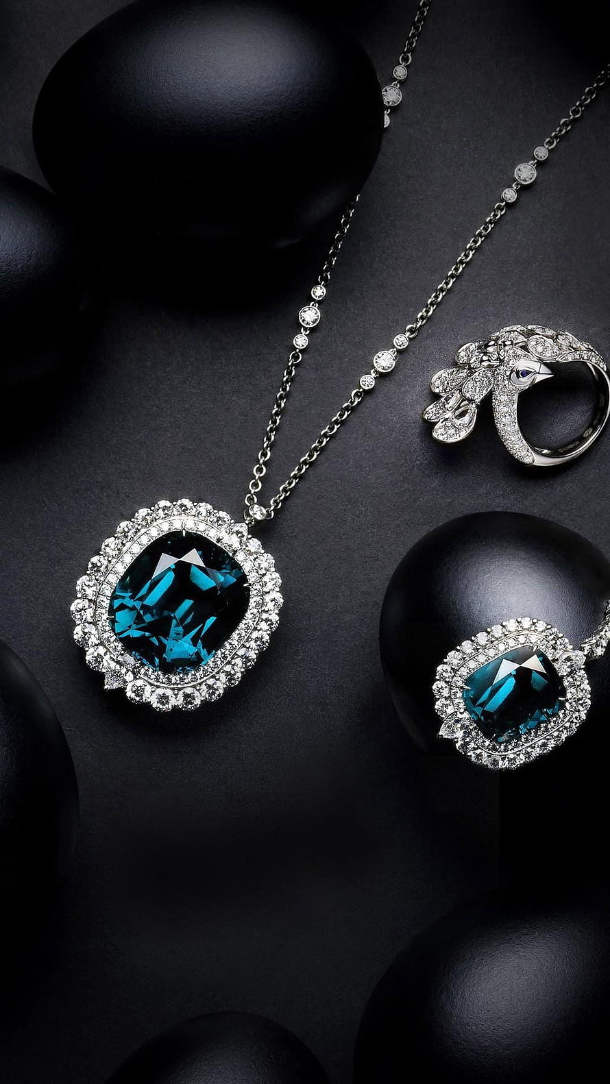 Luxurious Blue Sapphire and Diamond Jewelry Set on Black Background HD phone wallpaper