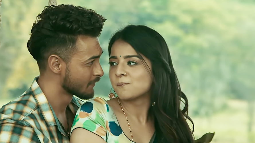 Antim The Final Truth Movie Still Featuring Intimate Couple Portrait HD wallpaper