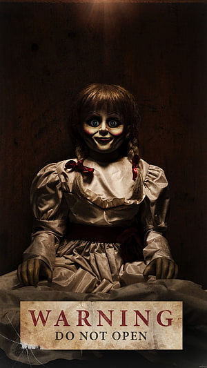 Annabelle Horror Movie Poster Featuring Creepy Doll in Vintage Dress HD phone wallpaper