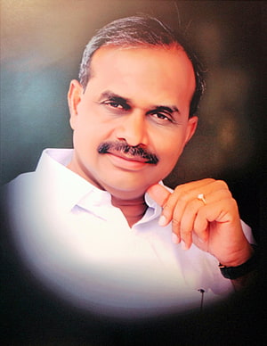Professional Portrait of Dr YSR in a White Shirt with a Dark Background HD phone wallpaper