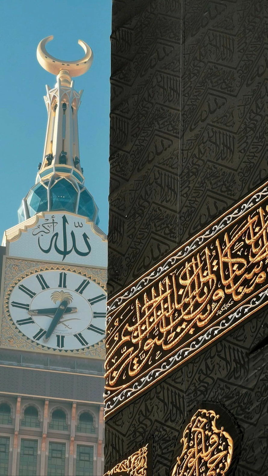 Makkah Clock Tower Minaret with Crescent Moon and Arabic Calligraphy Detail HD phone wallpaper