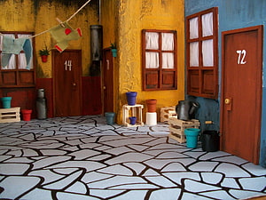 El Chavo del Ocho Apartment Courtyard Set with Numbered Doors and Mosaic Floor HD wallpaper
