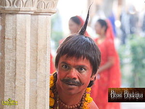 Rajpal Yadav as the comedic ghost character in the Bollywood film Bhool Bhulaiyaa HD wallpaper