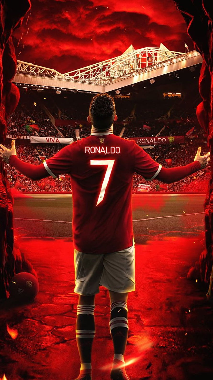 Cristiano Ronaldo in Manchester United Kit Walking Into Old Trafford Stadium HD phone wallpaper