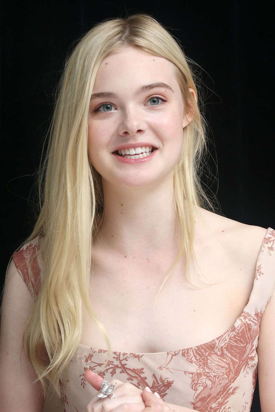 Elle Fanning Portrait in Floral Dress with Silver Ring HD phone wallpaper