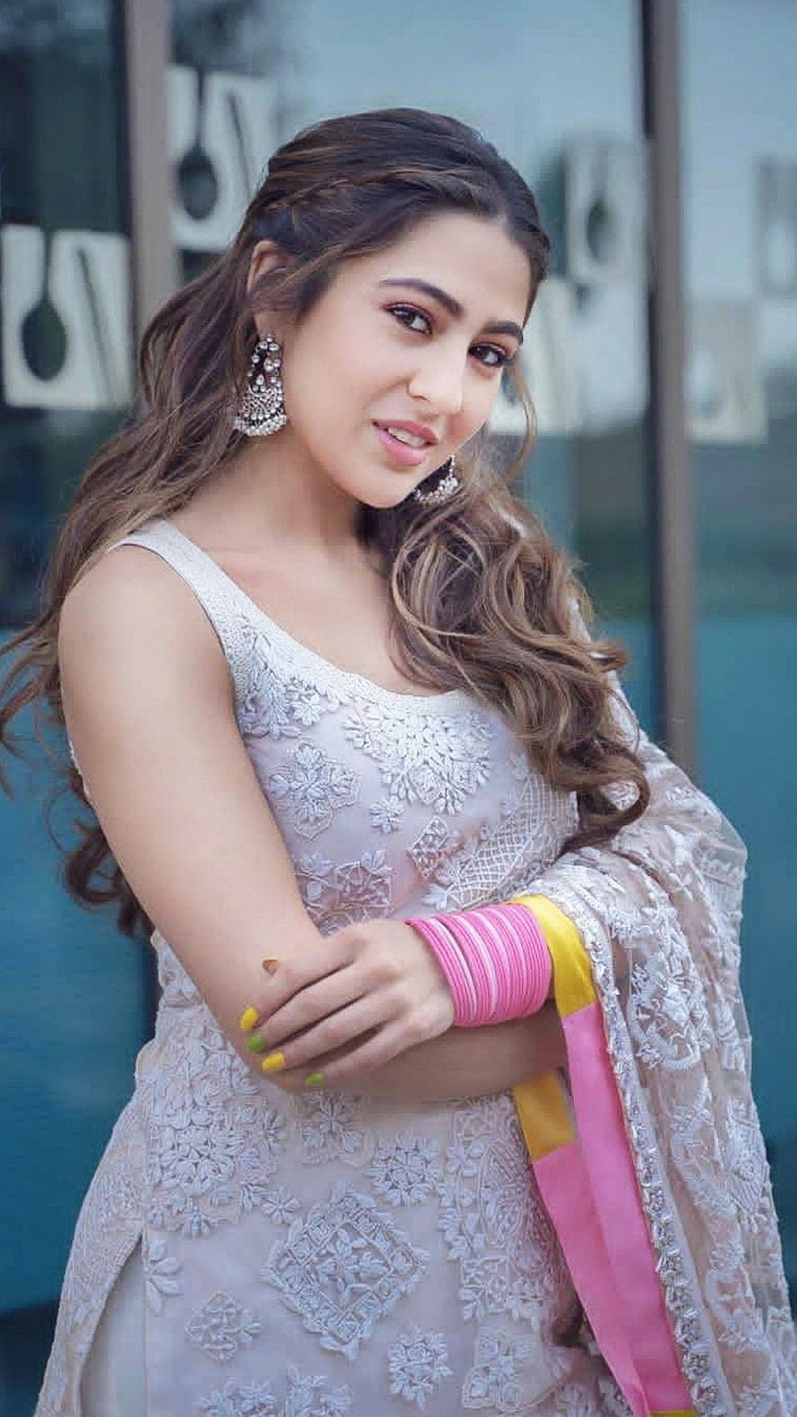 Sara Ali Khan in Elegant White Embroidered Anarkali Suit with Pink and Yellow Dupatta HD phone wallpaper