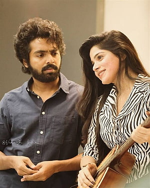 GV Prakash and Actress in Intimate Scene from Tamil Film Bachelor HD phone wallpaper