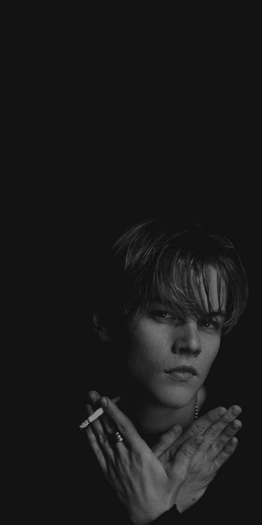 Leonardo DiCaprio Black and White Portrait with Cigarette HD phone wallpaper