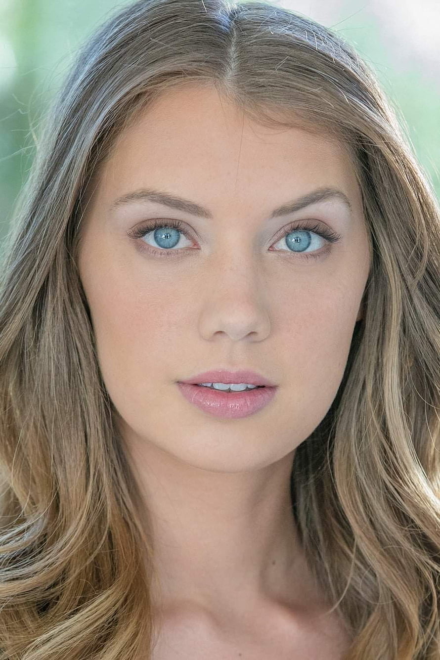 Elena Koshka Close-Up Portrait with Blue Eyes and Wavy Blonde Hair HD phone wallpaper