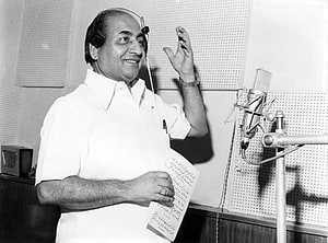 Mohammed Rafi Recording in Studio with Microphone and Headphones HD wallpaper