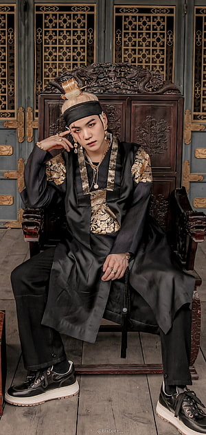 Suga in Daechwita Royal Costume Seated on Ornate Throne HD phone wallpaper