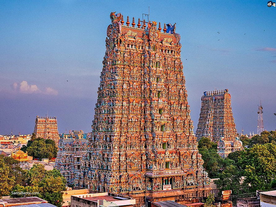 Majestic Gopuram Tower of a Tamil Nadu Temple in India HD wallpaper