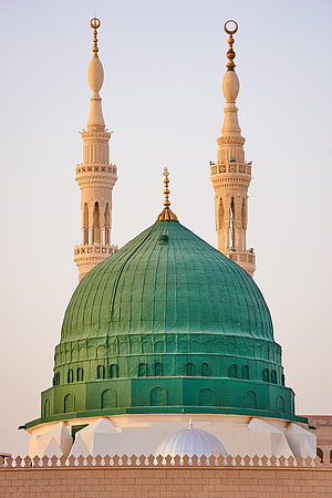Al-Masjid an-Nabawi Green Dome and Minarets in Madinah at Golden Hour HD phone wallpaper