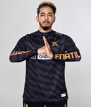 Scout OP PUBG Mobile Esports Player in Fnatic Jersey HD phone wallpaper