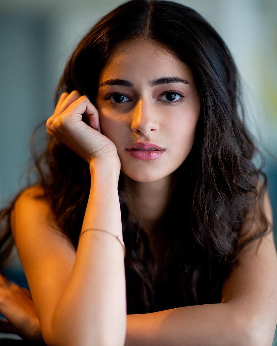 Ananya Panday Portrait With Long Dark Hair And Warm Studio Lighting HD phone wallpaper