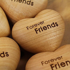 Engraved Wooden Heart Shaped Friendship Tokens with Forever Friends Inscription HD phone wallpaper
