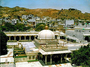 Aerial View of Ajmer Sharif Dargah with Golden Dome and Arched Courtyard HD wallpaper