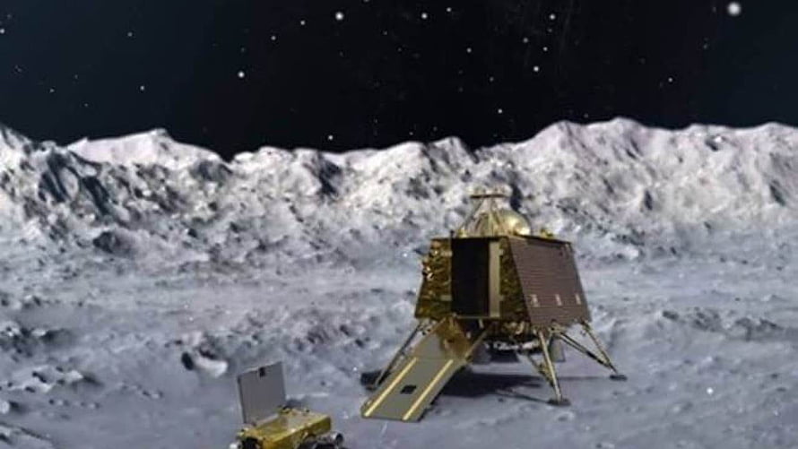 Chandrayaan Lunar Lander and Rover on the Moon's Rocky Surface HD wallpaper