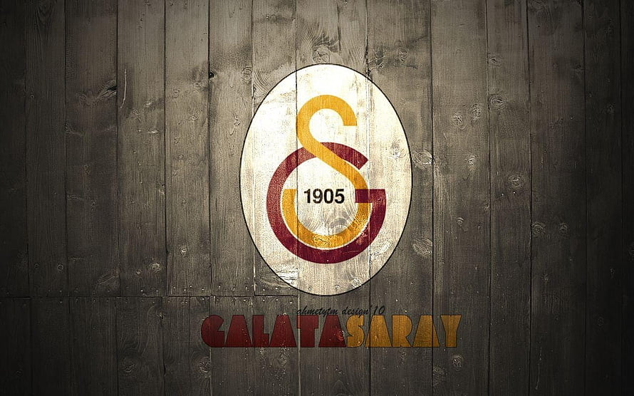 Galatasaray 1905 Club Crest on Rustic Dark Wood Plank Background HD wallpaper