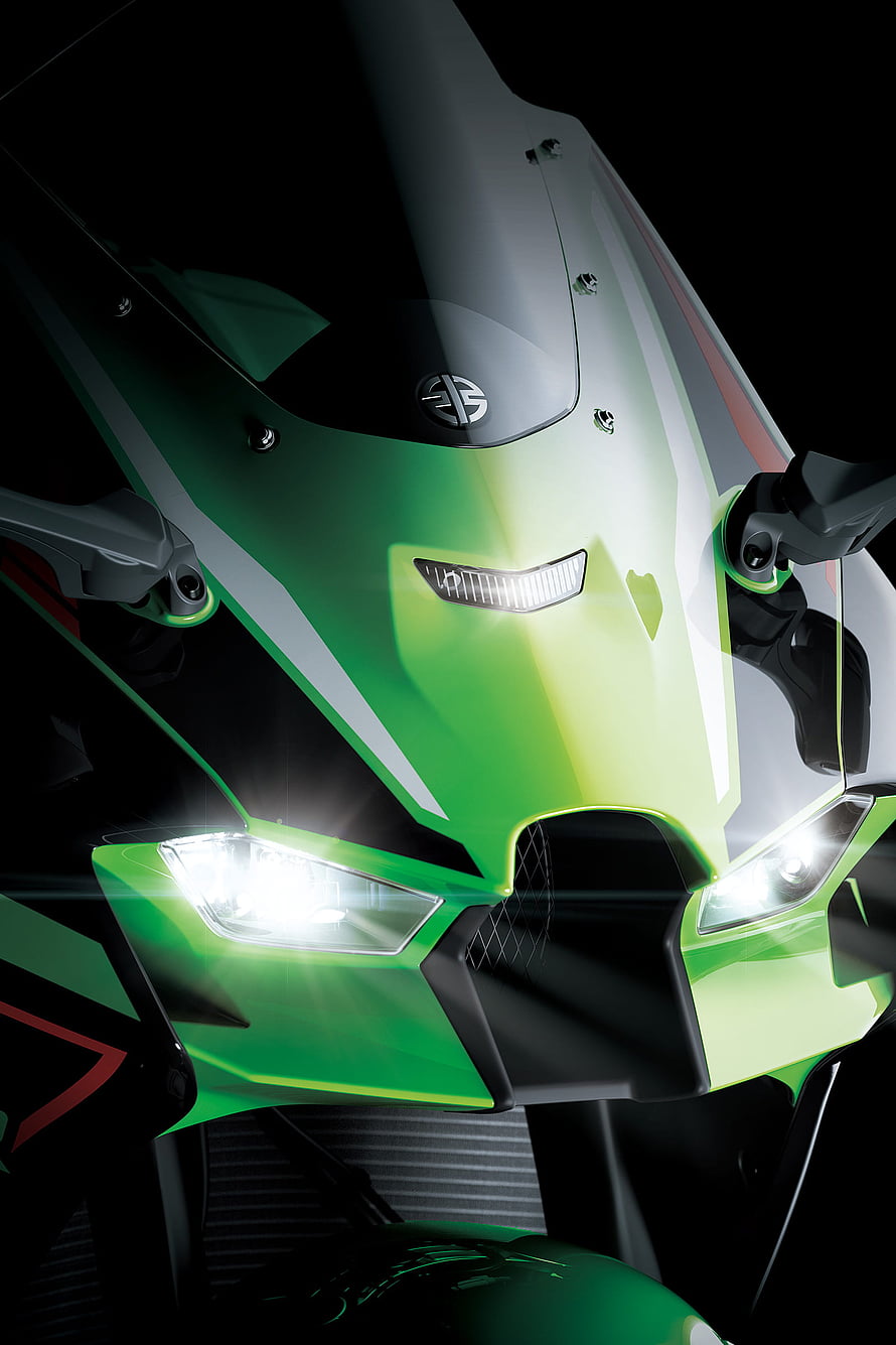 Kawasaki Ninja ZX-10R Front Headlight and Fairing Close-Up in Green and Black HD phone wallpaper