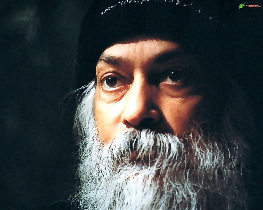 Osho Portrait With White Beard And Turban In Dramatic Lighting HD wallpaper