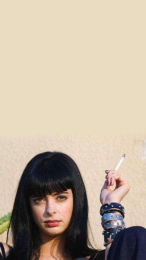 Jane Margolis Smoking Cigarette in Breaking Bad HD phone wallpaper