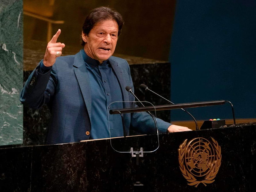 Imran Khan Delivering Address at United Nations General Assembly Podium HD wallpaper